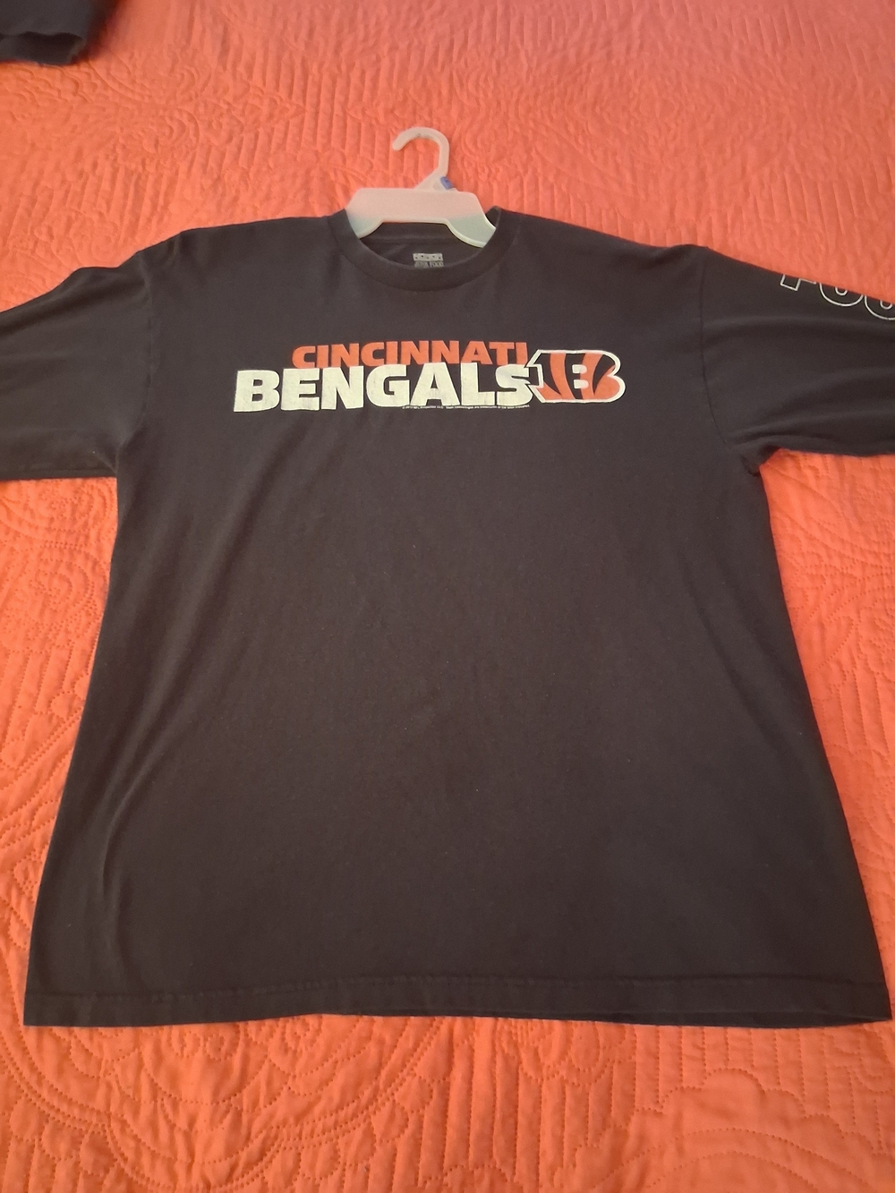 Cincinnati Bengals Black Graphic Tee - Official Team Logo